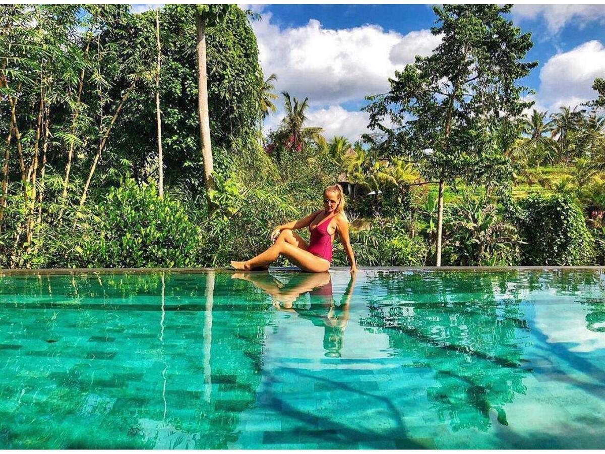 Nata Ubud Esterno foto