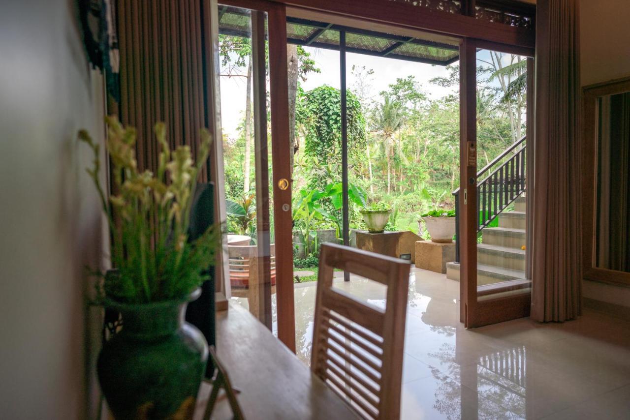 Nata Ubud Esterno foto